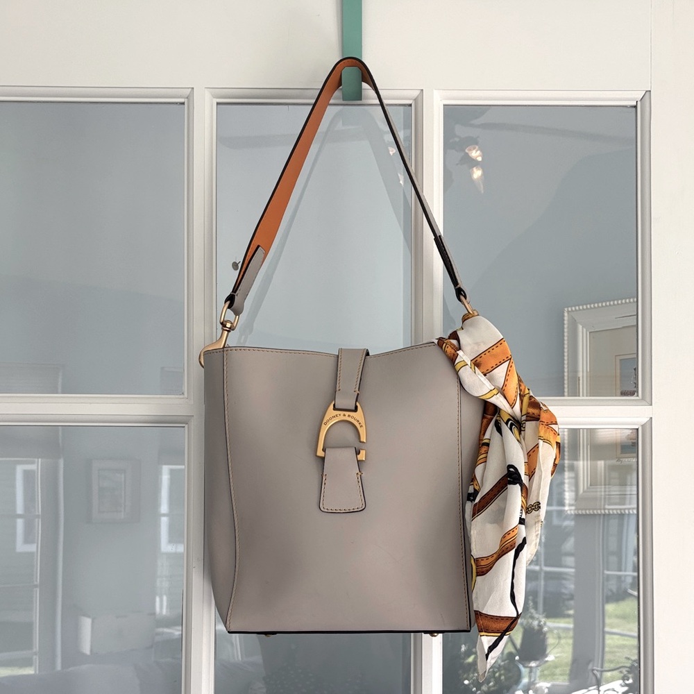 Elegant Light Gray Women's Bag
